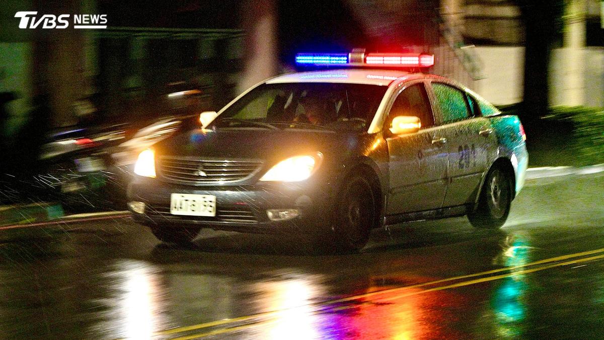 國道5號離奇死亡車禍!小轎車自撞護欄「駕駛墜橋身亡」