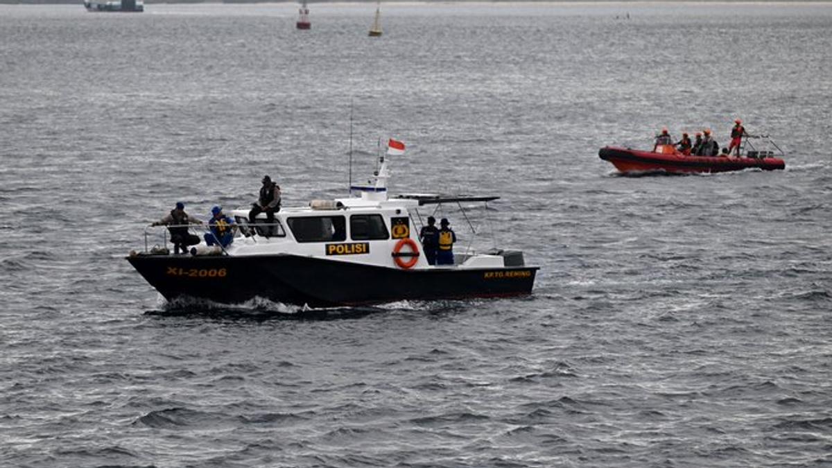 快訊/在爪哇海遇暴風雨失聯!印尼逾240人客輪傷亡消息不明