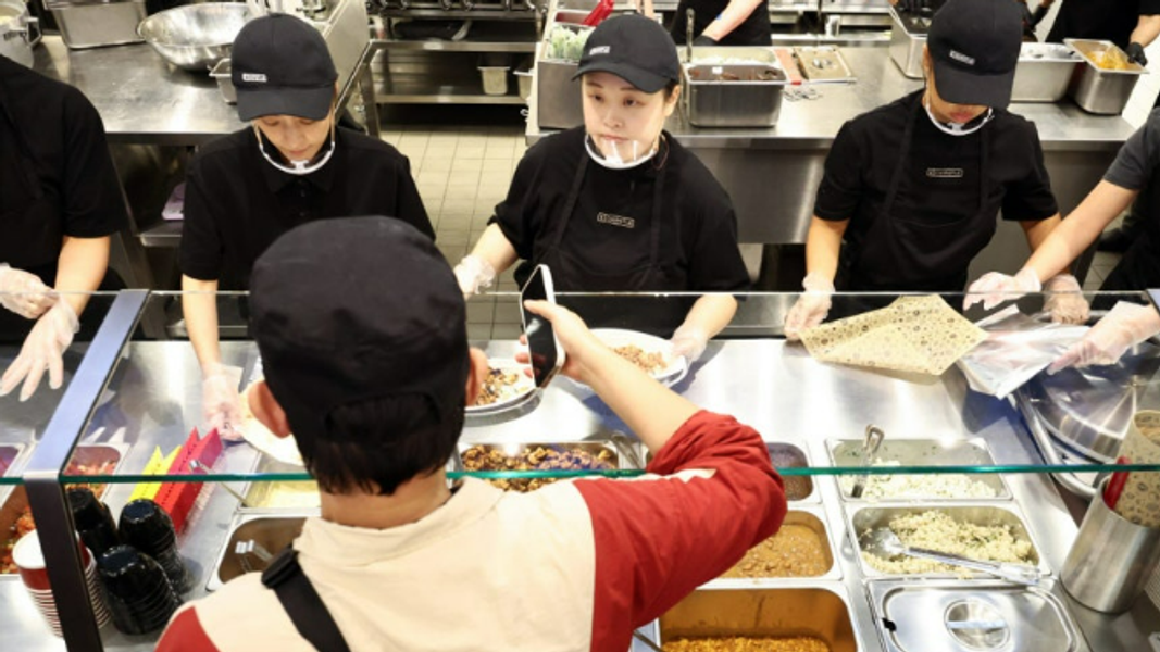 Chipotle爆紅的祕密,在於其「客製化(Customized)」點餐模式。(圖/翻攝自每日電子報)