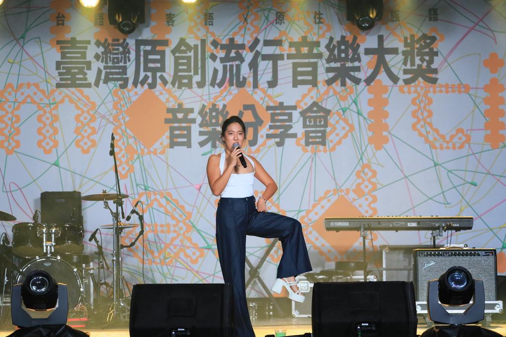 金曲歌后李竺芯穿上當年比賽的戰鞋重返原創舞台。(圖/新視紀整合行銷提供)