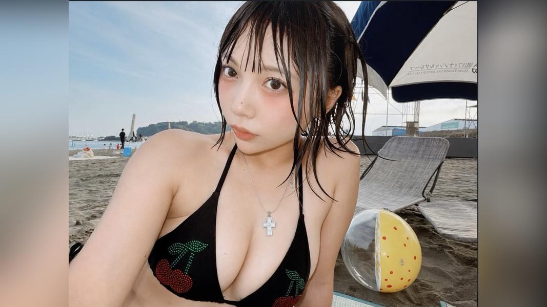 26歲女優安位薰拍片劇痛動念引退!母1句話給力量(圖/翻攝自Instagram@Kaoru_Yasuiii)