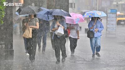 天氣/東北季風報到「北北基宜炸雨彈」 準颱風杜鵑恐生成
