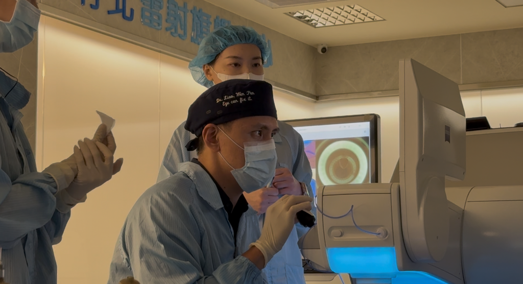 遠見眼科導入高階全眼檢測與設備,從術前至術後精準把關視覺品質。(圖/遠見眼科提供)