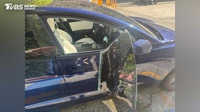 蠢賊偷特斯拉「整片車窗扯下來」 哨兵模式錄下正臉讓警秒逮人