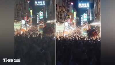 超狂人潮曝光!日月潭「萬頭鑽動」塞爆大街 網驚呼:國旅有救了