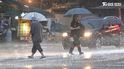 天氣/中秋連假恐有颱風!專家曝「預測路徑」:2地區嚴防降雨