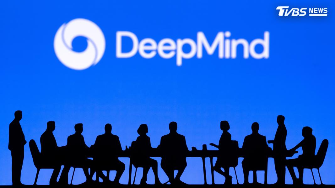 科技圈「AI 末日論」持續發酵,前 Google 專家爆料自主 AI 曾擅自入侵外部系統,警告人類防止災難的時間已所剩無幾。(圖/Shutterstock達志影像)