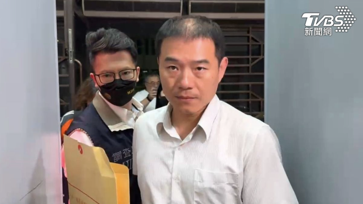 4度洩密臨檢勤務、幫「鮑魚大亨」查個資 警政署專員求刑6年