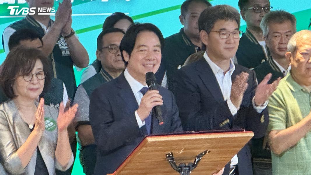 賴清德親自宣布擔任劉建國的競總主委。(圖/潘袁詩羽攝)