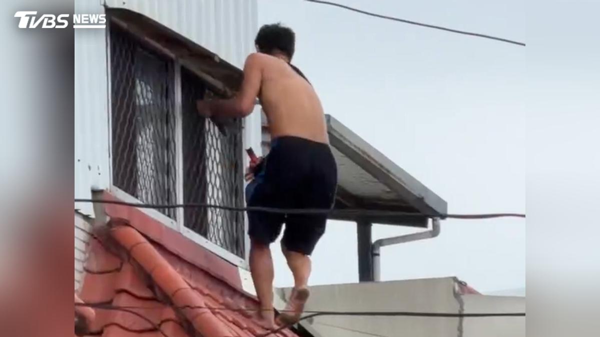 快訊/花蓮爆持刀襲警!男子一路逃到吉安 攀牆脫逃仍遭逮