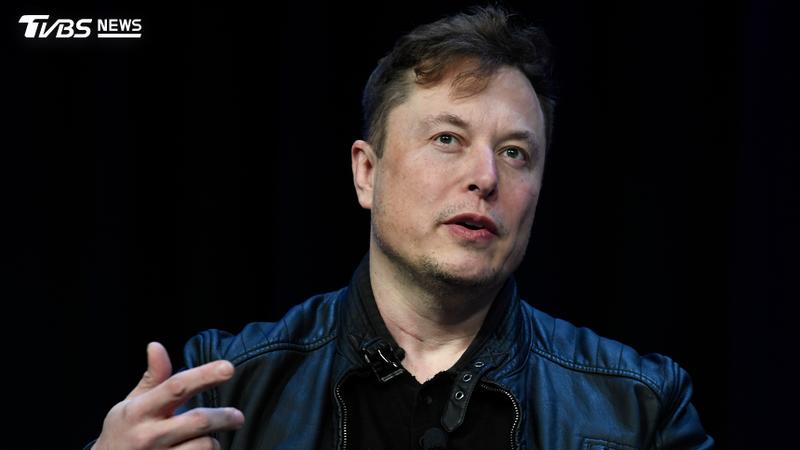 馬斯克(Elon Musk)近日親自解釋非得投入規模驚人的「Terafab」AI晶片製造計畫的原因之一竟是台灣(圖/達志影像美聯社)