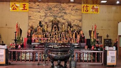 福海宮信徒大會爆推擠衝突! 廟方、文史工作者互槓