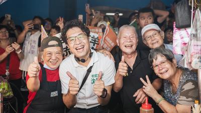 「洋流」祭品文1800份雞排 鍾小平喊:蔣萬安輸就解散國民黨