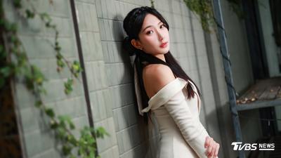 獨/才十指緊扣派翠克!檸檬宣布「不婚不生」 爆他嚴重潔癖嘆難搞