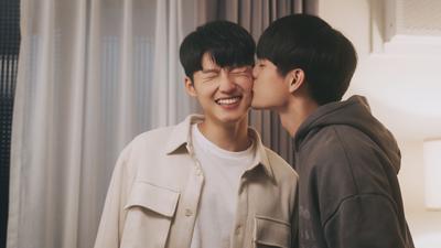 邱以太上演飛撲抱抱!林葉亭驚喜現身 他嚇喊:媽媽妳閉眼睛