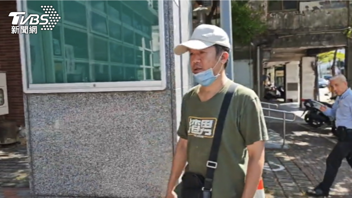嗆聲「應該把你撞下去」!網紅退警知法犯法 逼停警車遭判刑