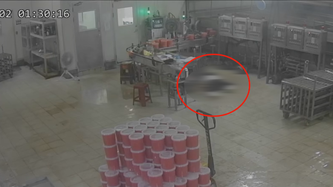 台南一名男子在食品公司工作期間突然倒地身亡,家屬質疑是超時過勞釀成悲劇。(圖/翻攝_Threads)