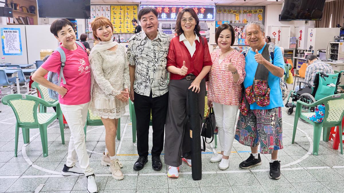 陳美鳳心疼失智家庭!號召文香司馬玉嬌送暖