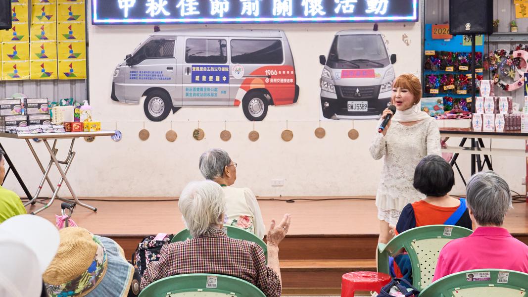 司馬玉嬌獻唱歌曲。(圖/台灣優質生命協會提供)