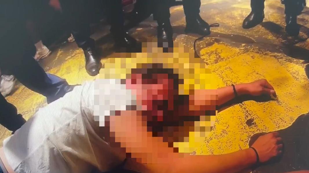男子襲擊安管,警到場還叫不醒。(圖/警方提供)