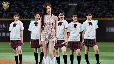 中信兄弟韓國文化交流主題日!台韓啦啦隊合體、人氣女團演出