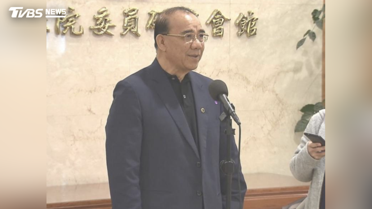 前立委廖國棟爆車禍!衝上分隔島撞倒燈桿 稱身體不適釀禍