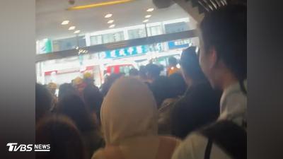 台中補習班大樓火災!大批學生疏散 疑垃圾桶「菸蒂起火」釀禍