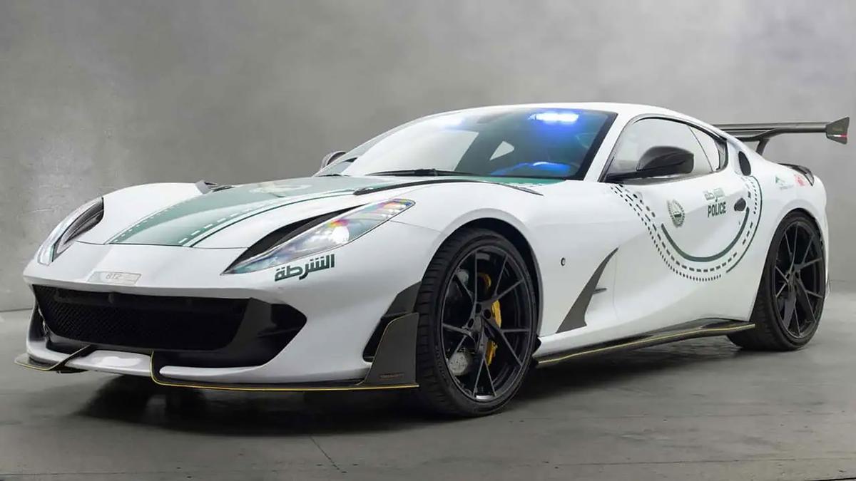 杜拜最狂警車陣容!添811匹「法拉利V12猛將」 極速345km