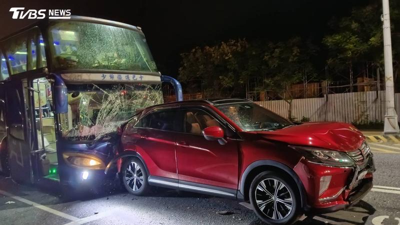 花蓮-台9線-車禍-連環撞-遊覽車