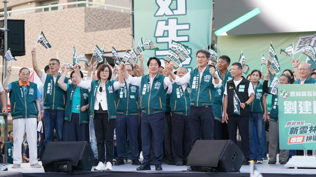 賴清德作為劉建國競總主委,親自南下力挺劉建國。(圖/民進黨提供)