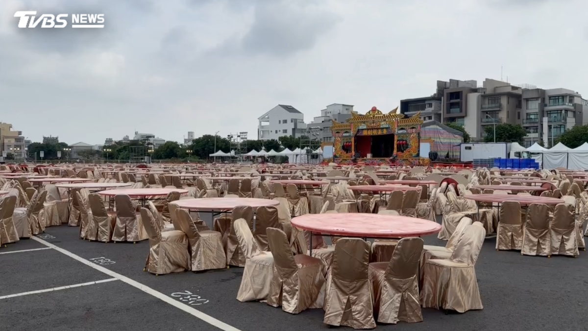 鍘美首場辦桌出包!水果禮盒疑臭酸「害民眾吐瀉」 主辦方急道歉
