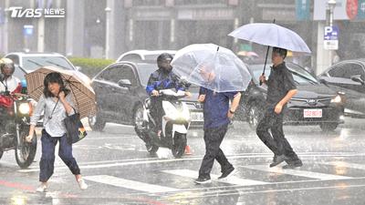 明天天氣/6地嚴防雨勢!「這地區」今晚開始下