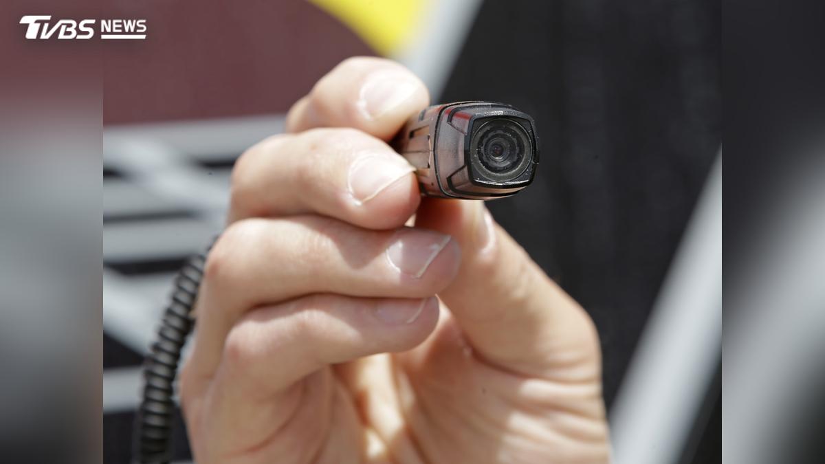 韓AI新科技!手機秒抓針孔攝影機 地鐵警示電扶梯危險