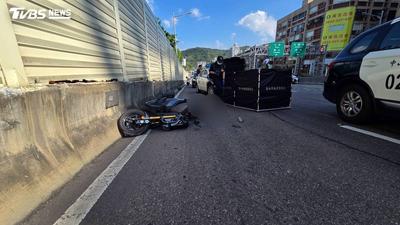 上班途中殞命!女騎士大直橋遭砂石車撞輾慘死 父認屍哭斷腸