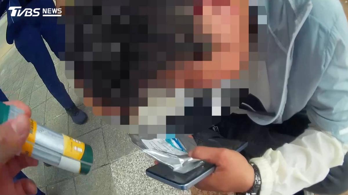 吸毒被抓至少5次!女騎士搖頭晃腦還違規 搜出安毒、喪屍菸彈