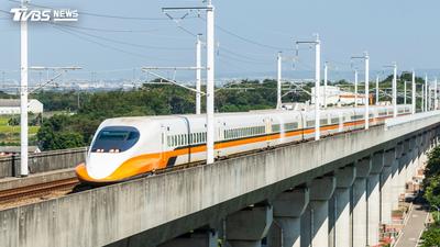 中秋連假高鐵擠爆!加開2班全車自由座 台鐵、國道客運急增班