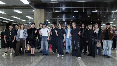 直擊/日男團THE RAMPAGE抵台!250粉「超安靜零尖叫」 成員急喊:大聲點