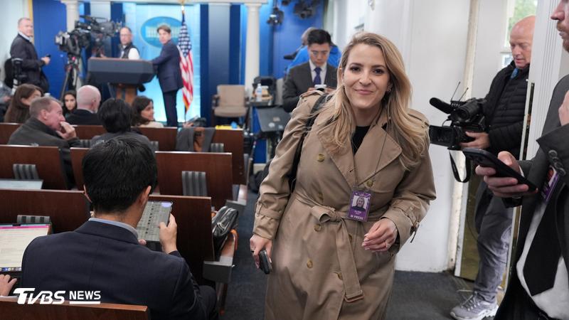 川普禁止CNN、MS NOW及Politico的記者進入白宮6天後,聯邦法官下令恢復其採訪權限,這3家媒體今天終於獲准重返白宮。(圖/達志影像美聯社)