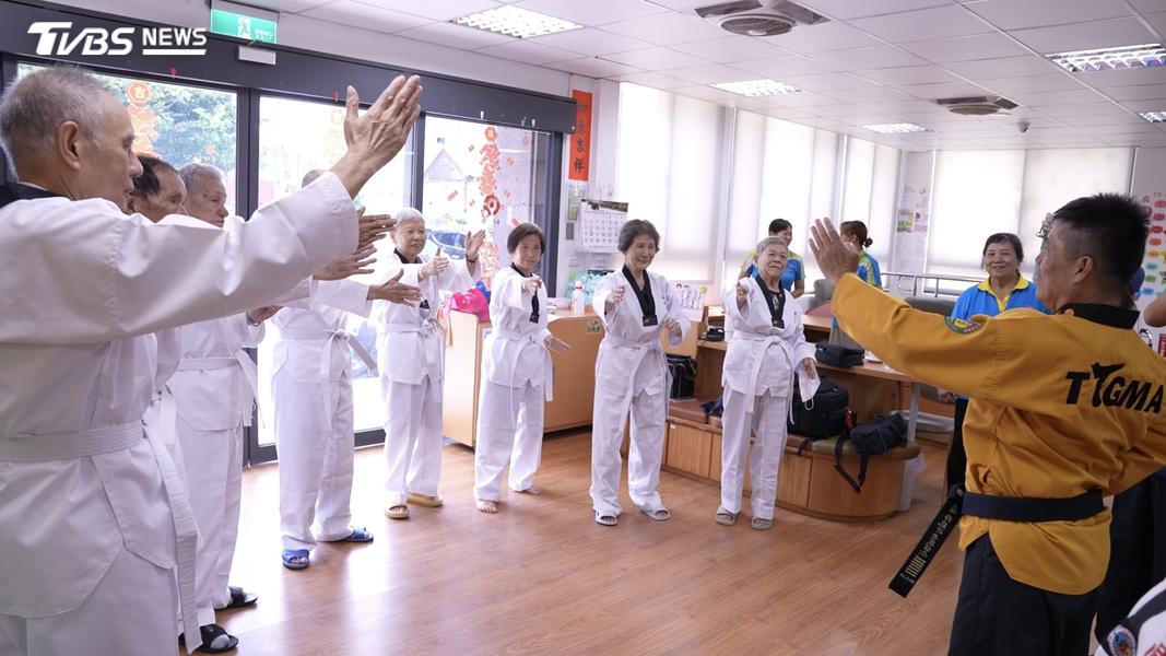 預防失智要從年輕開始? 醫師:健康飲食必須「這樣做」 不可不知! (圖/TVBS)