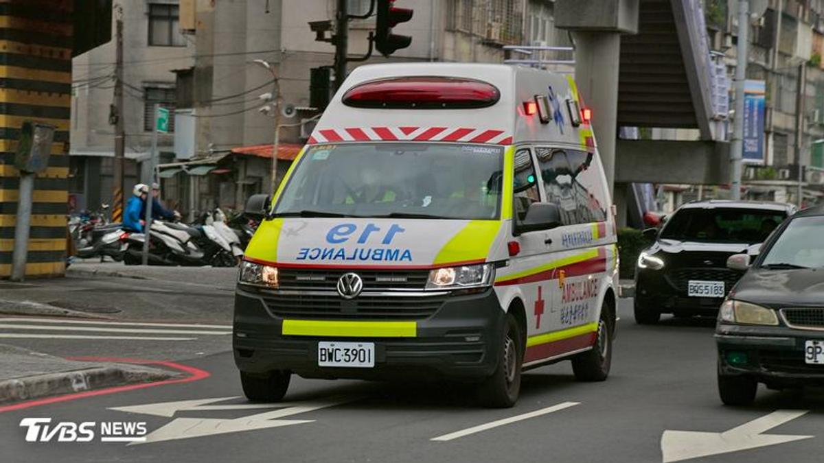 快訊/北市內湖墜樓!男子倒社區水池頭破血流亡
