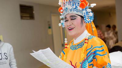 這真的是李四川!中秋披歌仔戲服登台 自曝「這角色」唱了4年
