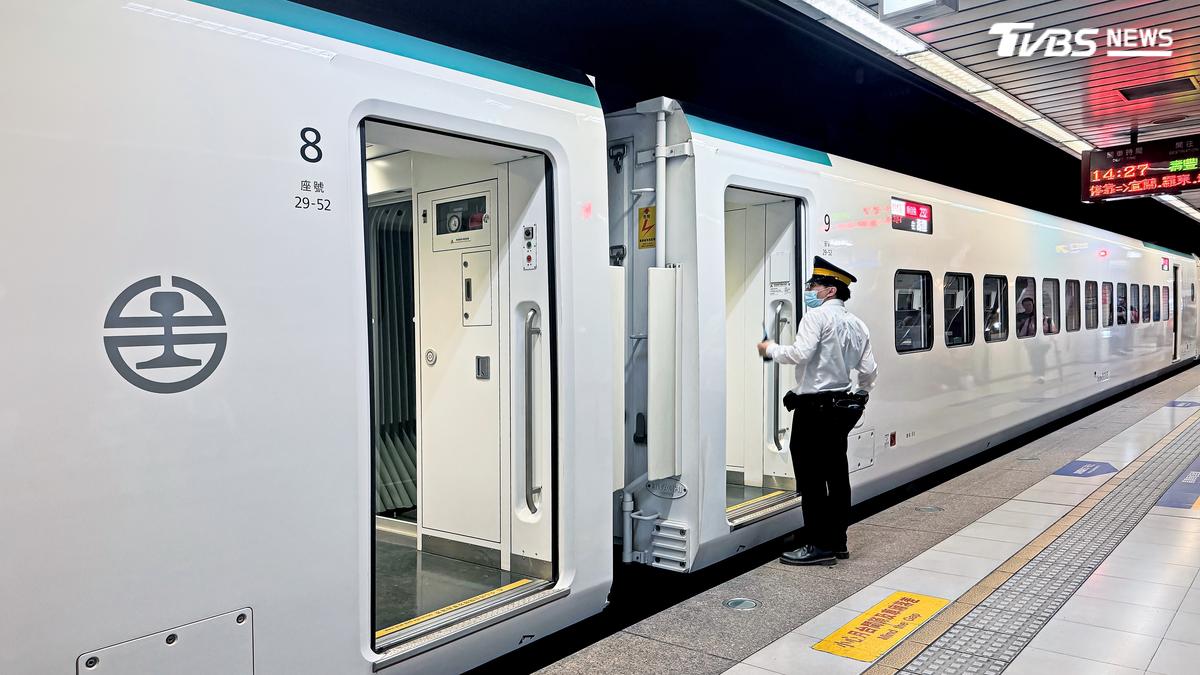 台鐵晚間死傷事故!民眾入侵鐵軌「遭區間車撞擊」急送醫