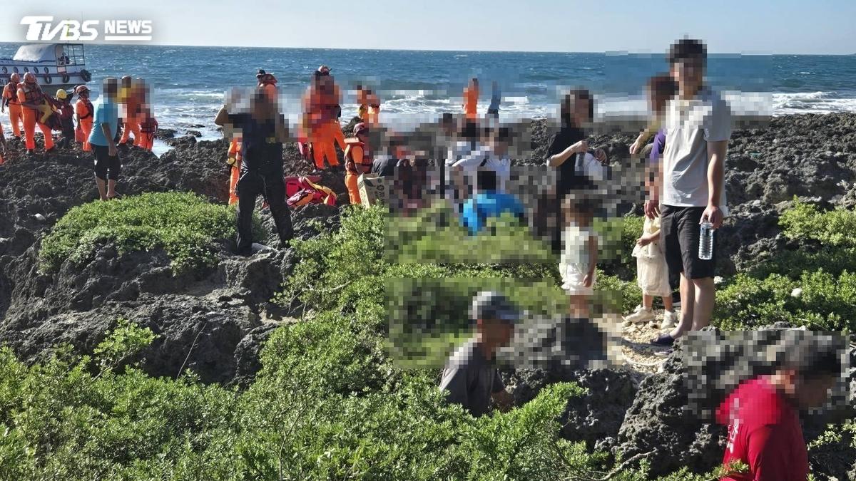 中秋連假驚魂!墾丁紅柴坑觀光潛艇擱淺 18遊客受困海中央