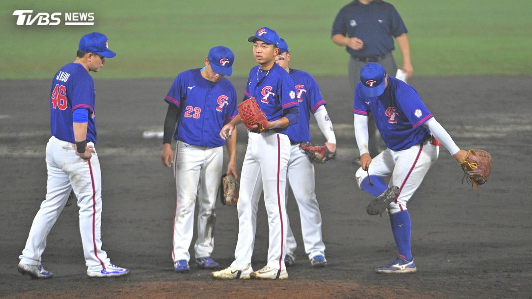 林佾葳5局下登板,可惜掉了1分。(圖/胡瑞麒攝)