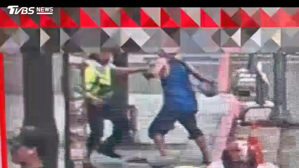 67歲保全好心勸離「不要站停車場出入口」 跟路人爆衝突互告