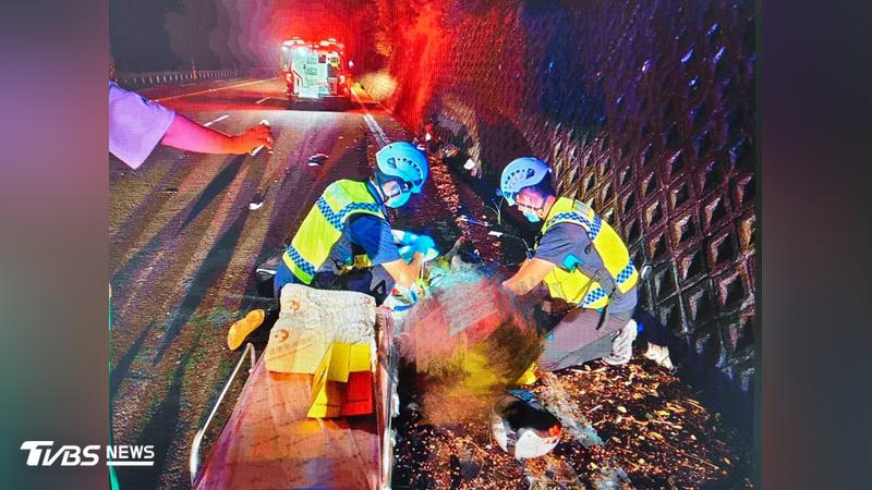 苗栗台3線自撞車禍男騎士不治。(圖/民眾提供)