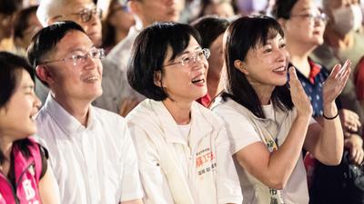 藍營質疑學歷標示「SJD」不實 蘇巧慧澄清:沒說過自己是博士
