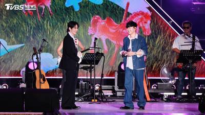 直擊/林俊傑神級合體EXO伯賢!承諾「出合唱曲」 加碼飆《逐玉》神曲