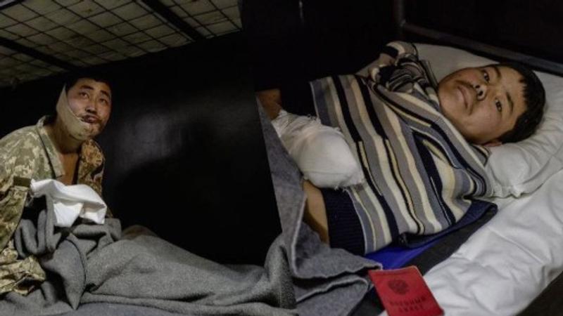 烏克蘭政府為避免北韓與俄羅斯施壓,對戰俘進行嚴格行動管制與身分保密。(圖/翻攝自X@Maks_NAFO_FELLA
)