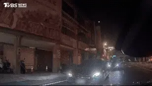 桃園-通緝犯-拒檢-衝撞-警車
